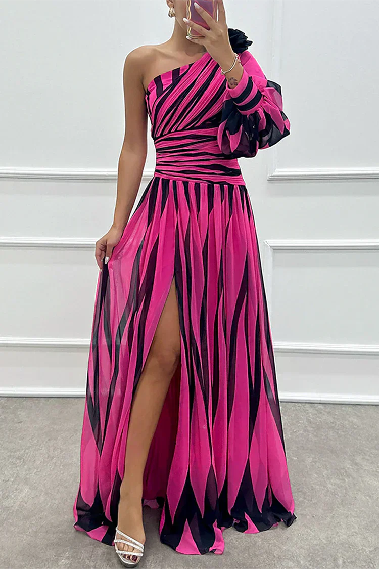 Shiloh - Elegantes langes gestreiftes Kleid mit einem Träger
