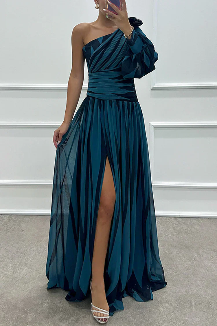 Shiloh - Elegantes langes gestreiftes Kleid mit einem Träger