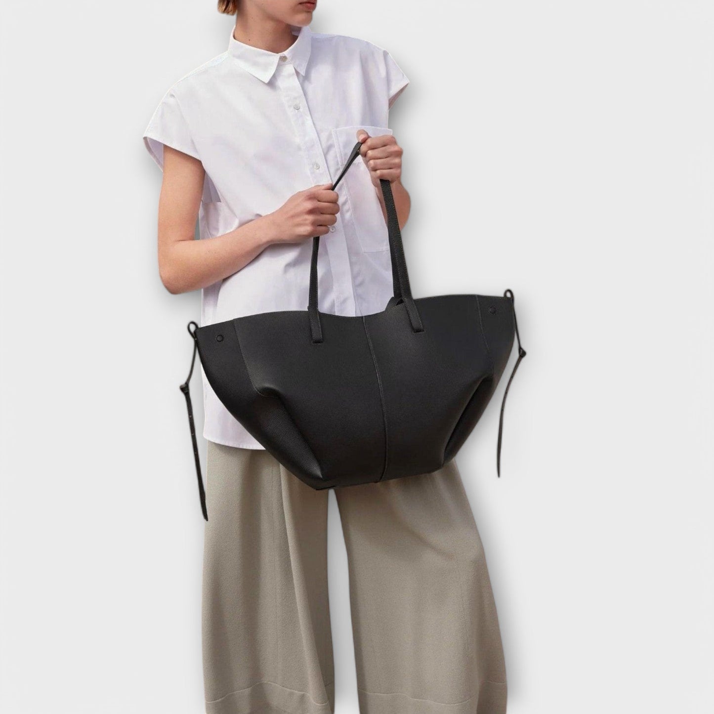 Nora. - Stylische Schultertasche