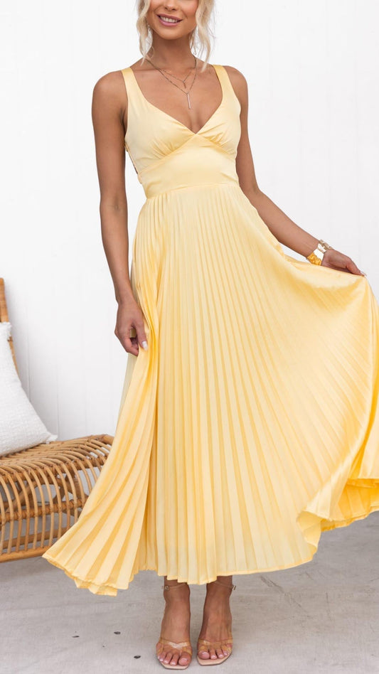 Eline | Elegantes langes Kleid mit V-Ausschnitt und plissierter Rock
