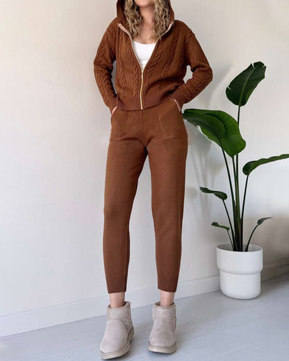 Ania - Zwei-Teile Twist-Jacquard Casual Set